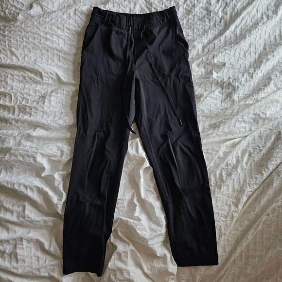 Aritzia The Constant Helena Pant - Black - Refer to Description for Sizing - Picture 2 of 10